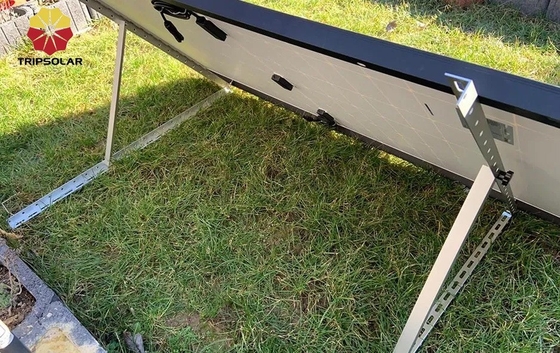 Système de montage de panneaux solaires sur le toit