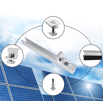 Installation de panneaux solaires photovoltaïques robustes et sans tracas avec des kits de rails en aluminium anodisé