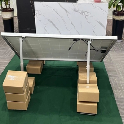 Plaques de ballast pour les systèmes solaires photovoltaïques montés au sol sur des surfaces naturelles ou noires