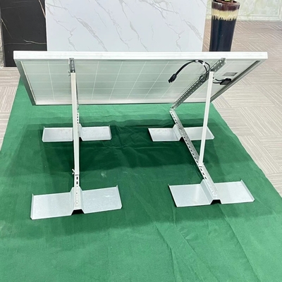 Plaques de ballast pour les systèmes solaires photovoltaïques montés au sol sur des surfaces naturelles ou noires