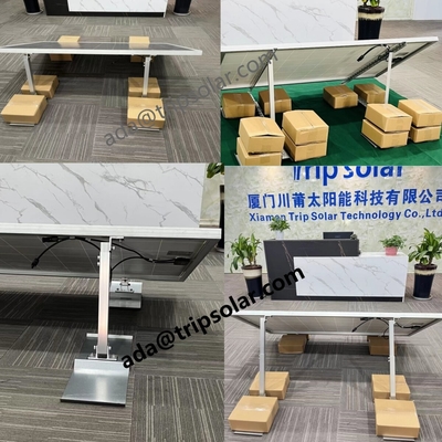 Plaques de ballast pour les systèmes solaires photovoltaïques montés au sol sur des surfaces naturelles ou noires