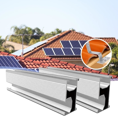Panneau solaire de toit en métal monté support crochet de toit en aluminium naturel pour la charge du vent 60m/s